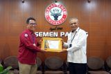 Semen Padang terima penghargaan dari KKP