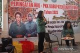 TP PKK Bartim beri tali asih kepada warga kurang beruntung