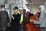 Gubernur Kalteng gratiskan paket sembako untuk masyarakat Hanau