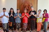 Gubernur Koster sampaikan dukungannya ke kontestan musik Paul Aro