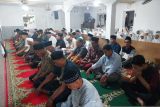 Jamaah Tareqat Naqsabandiyah Baitul Makmur Rayakan Idul Fitri