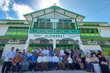 Gubernur Maluku Utara membantu rehabilitasi SMK Alkhairaat Palu
