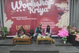 Taman budaya Sumbar bina 40 perajin kriya