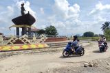 Warga Lampung Selatan harap jalan menuju Desa Sabah Balau diperbaiki