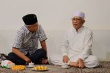 Ganjar bersilaturahim dengan Gus Mus di Rembang