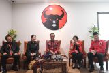 Hasto: Joko Widodo dan keluarga tidak lagi bagian PDIP