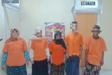Ini wajah kawanan copet yang diamankan saat pelepasan jemaah haji di Lombok Tengah