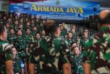 Sejumlah personel TNI Angkatan Laut menghadiri pembukaan Latihan Armada Jaya XLI TA 2023 di Auditorium Gedung Sudomo, Komando Pembinaan Doktrin Pendidikan dan Latihan TNI Angkatan Laut (Kodiklatal), Surabaya, Jawa Timur, Senin (12/6/2023). Latihan Armada Jaya XLI TA 2023 melibatkan 1.916 personel TNI AL dalam latihan Geladi Posko yang berlangsung tanggal 12  sampai 20 Juni 2023  dan 5.900 personel TNI AL  dalam latihan Manuver Lapangan yang berlangsung tanggal 23 Juni 2023  sampai 2 Juli 2023. Antara Jatim/Didik Suhartono/zk.