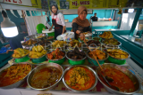 Wisata kuliner nasi kapau di Bukittinggi