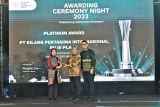 Kilang Pertamina Plaju raih Platinum & Gold dalam Indonesia Social Responsibility Award (ISRA) 2023
