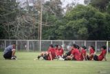 Pertandingan Kamboja lawan Laos pembuka AFF U-19 Women's Championship 2023 di Palembang
