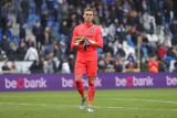 Kiper Belanda, Bart Verbruggen, jaga gawang Brighton