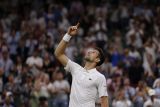 Wimbledon 2023 - Novak Djokovic kalahkan Wawrinka di penghujung malam