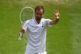 Medvedev melaju ke perempat final tenis Wimbledon