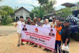 Wakil Ketua I DPRD Lampung salurkan alsintan dan sembako di Pringsewu