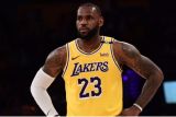 LeBron kembali kenakan nomor 23 di LA Lakers