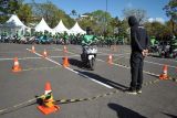 Ribuan mitra Gojek Bali dilatih teknik berkendara yang aman&nbsp;