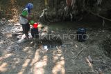 Warga kesulitan air bersih di Grobogan