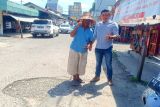 Legislator Kotim minta kerusakan jalan di Pasar Berdikari diperbaiki