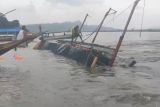21 orang tewas akibat insiden kapal terbalik di danau Filipina
