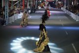 Semen Gresik gandeng Bubah tampilkan 5 karya di Jember Fashion Carnaval 2023