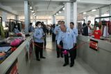 Plt. Kepala Kemenkumham Jateng resmikan lapak LPP di Pasar Johar