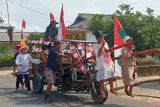 Peserta Pawai Karnaval Di Desa Sempan, Kabupaten Bangka, Provinsi Kepulauan Bangka Belitung dalam rangka memeriahkan HUT ke-78 RI di Desa Sempan, Kabupaten Bangka Kamis (17/8/2023).