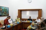 Di Magetan, ATK Yogyakarta buka D3 Industri Pengolahan Kulit