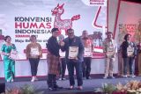 Perhumas serahkan tujuh penghargaan pada konvensi di Semarang