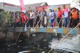 TNI AL dan Pemkot Bandarlampung gotong royong bersihkan Kali Kunyit