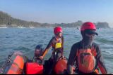 Dua meninggal dan lima hilang dalam tenggelamnya kapal nelayan di Banyuwangi