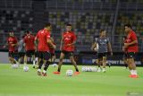 Sejumlah pemain Timnas Indonesia mengikuti latihan di Stadion Gelora Bung Tomo, Surabaya, Jawa Timur, Kamis (7/9/2023). Latihan tersebut digelar sebagai persiapan jelang FIFA Matchday melawan Timnas Turkmenistan pada 8 September di Stadion Gelora Bung Tomo, Surabaya. Antara Jatim/Moch Asim/zk.