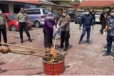 Polisi Bukit Raya Pekanbaru musnahkan 3,5 kg ganja dan 260 pil Riklona