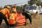 Manfaatkan air hotel, pemadaman kebakaran Gunung Arjuno