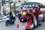 Kereta mini keliling salah satu kendaraan favorit anak-anak di Palu