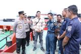 Polda Sumsel tahan kapal pengangkut BBM Ilegal dari Musi Banyuasin