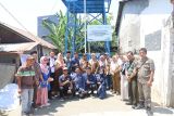 Pelindo Regional 4 membantu sarana air bersih kepada warga Tallo Makassar