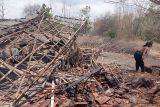 Belasan rumah di Situbondo hancur diterjang puting beliung
