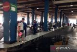 Kodim 0735 Surakarta gelar karya bakti TNI bersihkan di terminal  bus