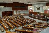 Paripurna DPR menyetujui Revisi UU IKN jadi undang-undang