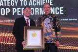 Direktur Keuangan dan SDM PT Pertamina Trans Kontinental sabet penghargaan Indonesia Best CFO 2023 dari SWA