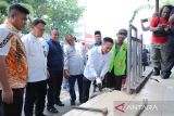 Pemkot Palembang bongkar puluhan  halte bus tak layak pakai