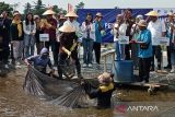 Kominfo  panen raya ikan program Pembudi Daya 