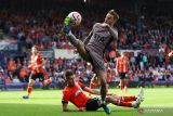 Liga Inggris - Tottenham Hotspurs tertahan di posisi kelima  setelah takluk dari Fulham