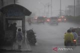 Hujan guyur sebagian kota besar Indonesia