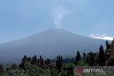 Aktivitas Gunung Slamet tidak pengaruhi wisatawan ke  Baturraden