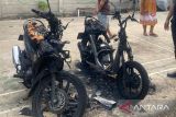 orang tidak dikenal bakar motor warga di RPTRA Kembangan