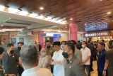 Joko Widodo besuk dan doakan Doni Monardo di RS Siloam Jakarta