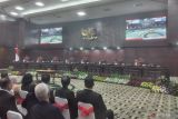 Suhartoyo dilantik sebagai Ketua MK, Anwar Usman tidak hadir
