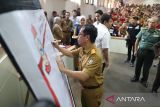 Sekda Makassar membacakan pakta integritas deklarasi netralitas ASN